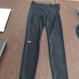 Brand new pair of athletic under armor leggings